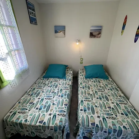 Semesterbostad Des Pignons